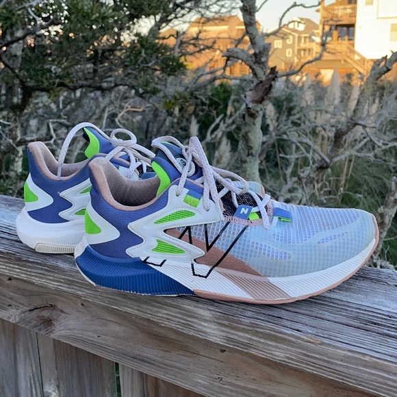 New balance running shoes size 9.5 - Picture 2 of 8